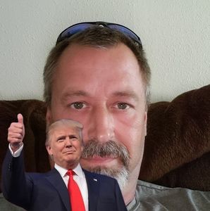 Meet your Posher, Mark